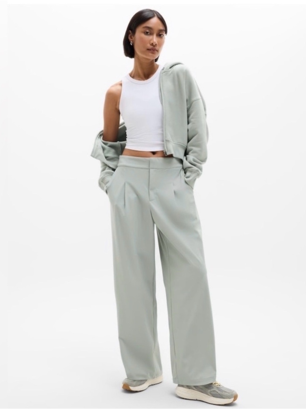 Athleta Pinnacle Trouser. Vera. . Size 2. New with out tags
